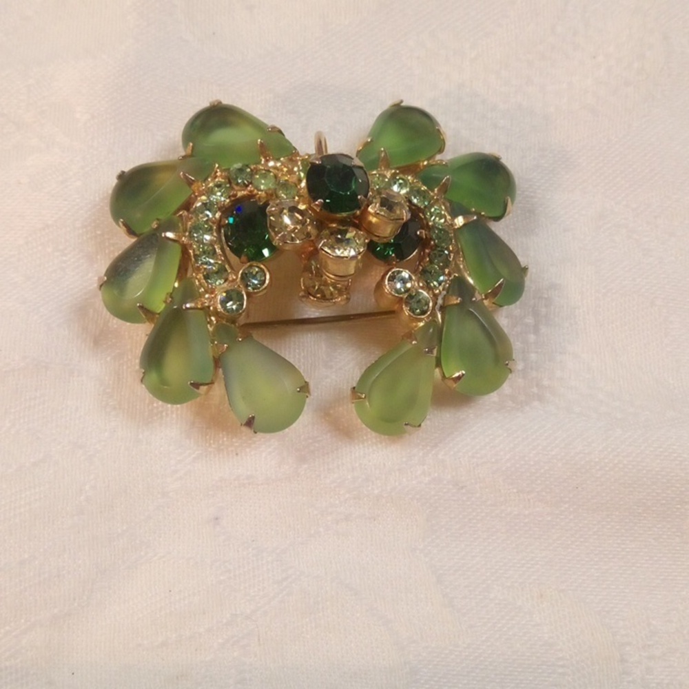 DeLizza & Elster Juliana verified brooch